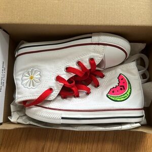 Converse kids sneakers
